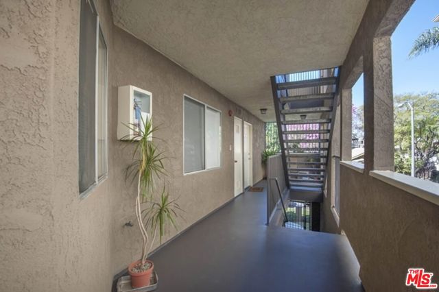 Image 2 for 744 Rose Ave, Long Beach, CA 90813