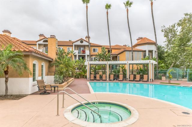 1950 Camino De La Reina, San Diego CA: https://media.crmls.org/mediaz/d73863cc-6cf3-4e5e-a0b0-39118ee95ec0.jpg