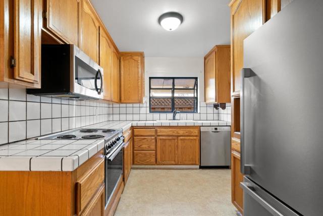 1725 Townsend Avenue, Santa Clara CA: https://media.crmls.org/mediaz/d738b73f-3b78-4ca6-a476-672024c3f052.jpg