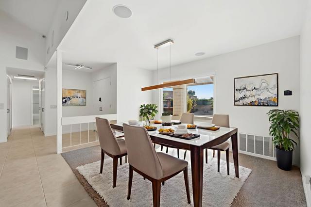 Detail Gallery Image 6 of 27 For 17765 Corte Erizo, San Diego,  CA 92128 - 3 Beds | 2 Baths