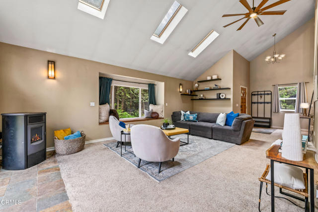 Detail Gallery Image 9 of 52 For 31780 Highway 20, Fort Bragg,  CA 95437 - 3 Beds | 3/1 Baths