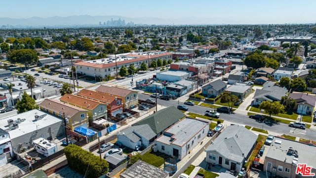 5415 5th Avenue, Los Angeles, California 90043, 3 Bedrooms Bedrooms, ,1 BathroomBathrooms,Single Family Residence,For Sale,5th,23296009