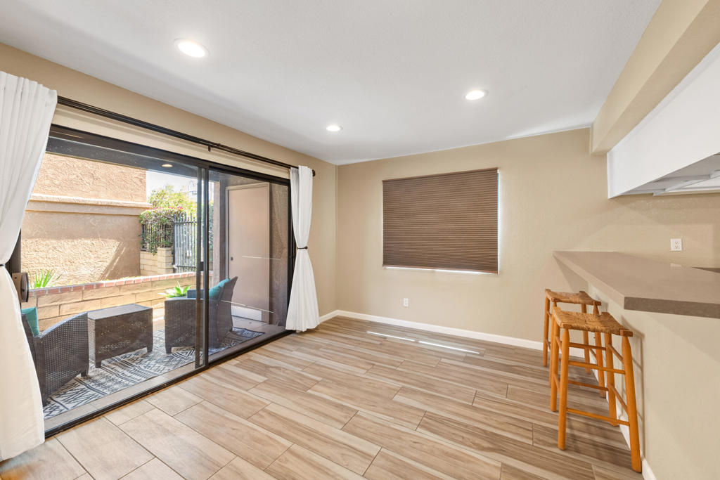 291 E Mel Avenue E #200