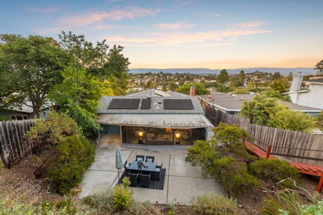 2310 Wooster Avenue, Belmont CA: https://media.crmls.org/mediaz/d73a67c0-ef67-4fa6-97c7-128223ee58c3.jpg