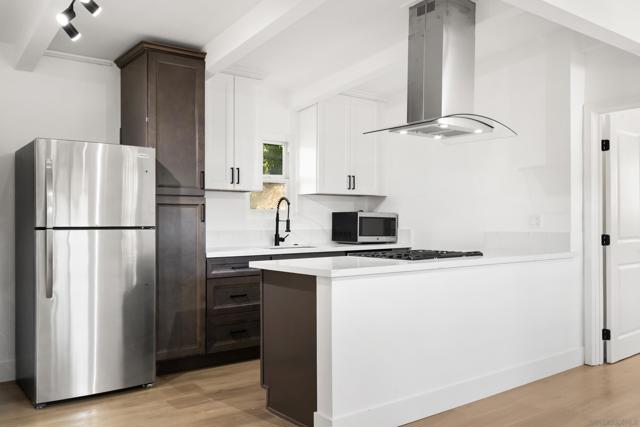 3736 38 Louisiana St, San Diego CA: https://media.crmls.org/mediaz/d73a9a55-3196-4778-b1e0-02bc6023535e.jpg
