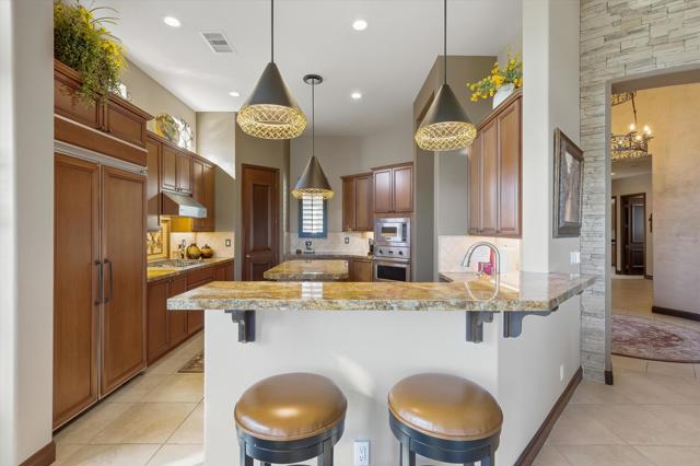 51518 Via Sorrento, La Quinta CA: https://media.crmls.org/mediaz/d73aa0d2-18cd-47ad-b6f5-1bf73f53dd44.jpg