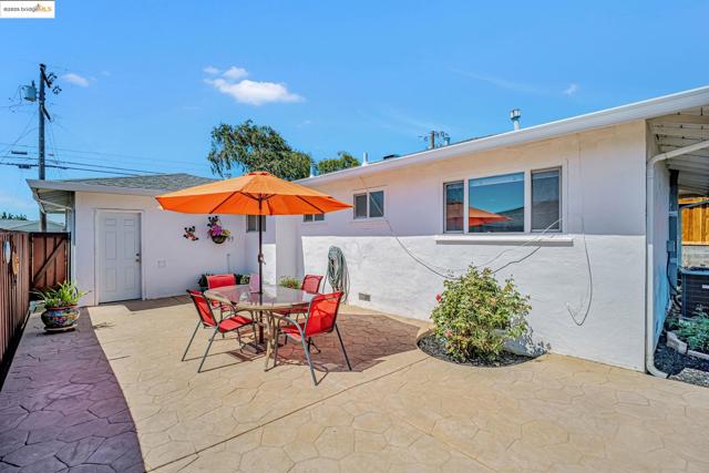 581 Fairway Street, Hayward CA: https://media.crmls.org/mediaz/d73b116d-4470-4369-9976-0ad24001c628.jpg