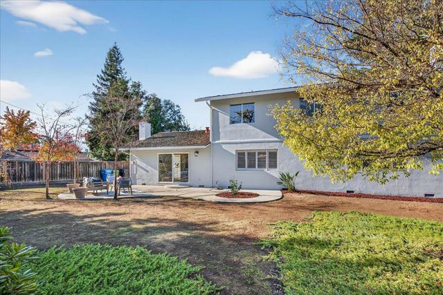 12150 KRISTY Lane, Saratoga CA: https://media.crmls.org/mediaz/d73b5171-b0d8-475b-b7e4-3bbcbf385fa9.jpg