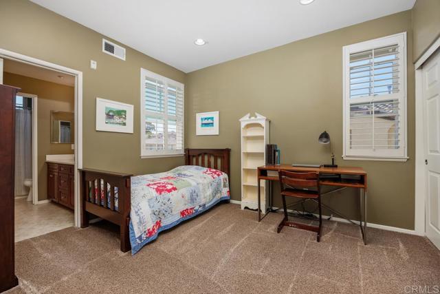 Detail Gallery Image 9 of 23 For 4014 Backshore Ct, Carlsbad,  CA 92010 - 3 Beds | 2/1 Baths
