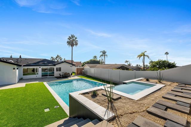 1110 Sea Village Dr, Cardiff by the Sea CA: https://media.crmls.org/mediaz/d73c3072-e78a-4189-9c1f-dfe16ac13d83.jpg