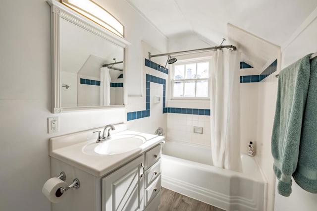 811 Alameda Avenue, Monterey CA: https://media.crmls.org/mediaz/d73cc42f-a72d-4b2b-a861-90d96f4ddfc6.jpg