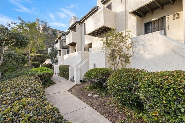 Detail Gallery Image 20 of 32 For 1280 River Vista Rw #122,  San Diego,  CA 92111 - 2 Beds | 2 Baths