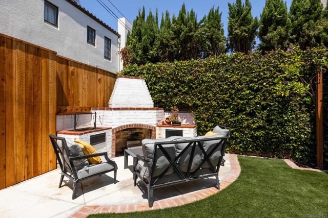 4374 Adams Ave, San Diego CA: https://media.crmls.org/mediaz/d73eccdc-5548-4a47-8550-ecf56ce02d91.jpg