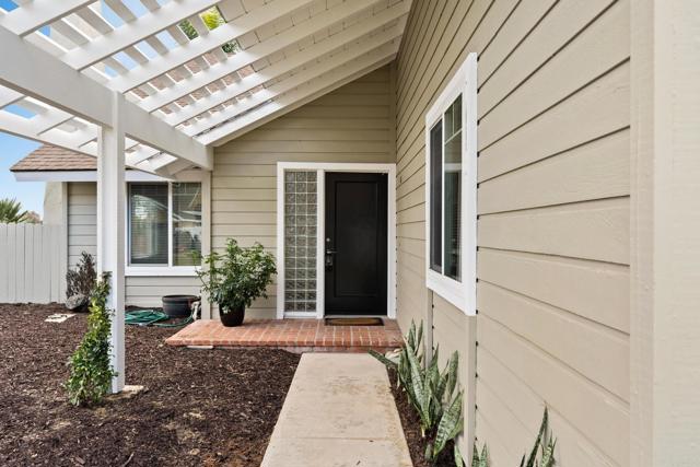 Image 6 of 64 For 1934 Pariva Drive
