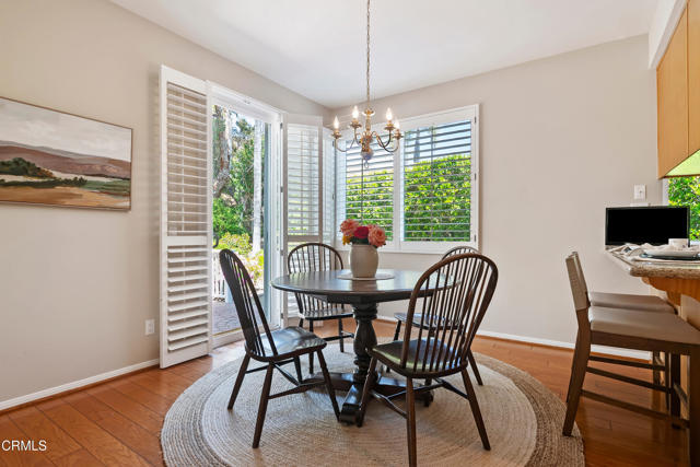 Detail Gallery Image 13 of 45 For 1480 Forest Knoll Dr, Oak Park,  CA 91377 - 4 Beds | 3 Baths