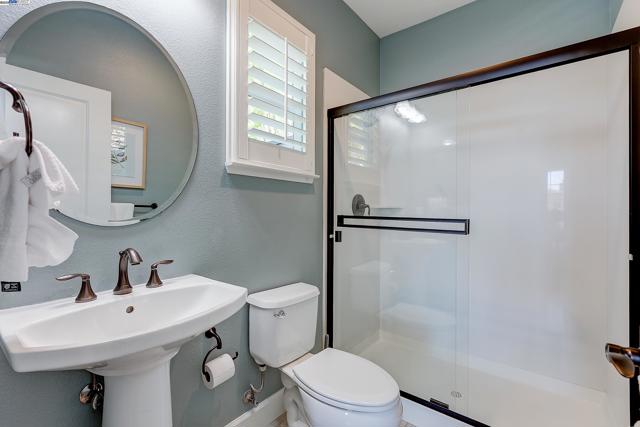 3956 JORDAN RANCH DR, Dublin CA: https://media.crmls.org/mediaz/d740ca8a-ebda-4e4a-b7b3-61b7322eb8f6.jpg