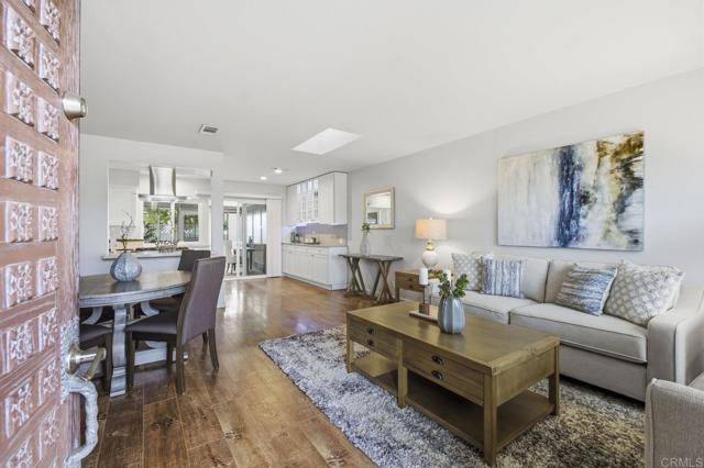 3902 Vista Campana N, Oceanside CA: https://media.crmls.org/mediaz/d7412317-e117-4fe7-948f-3289b2635c8f.jpg