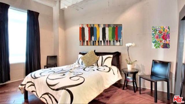 849 S Broadway, Los Angeles CA: https://media.crmls.org/mediaz/d741827c-a0e9-47f0-940a-4f73d9b52730.jpg