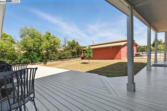 2680 Marina Ave., Livermore CA: https://media.crmls.org/mediaz/d742f05c-d52b-4fff-95a4-919e55a7a26a.jpg