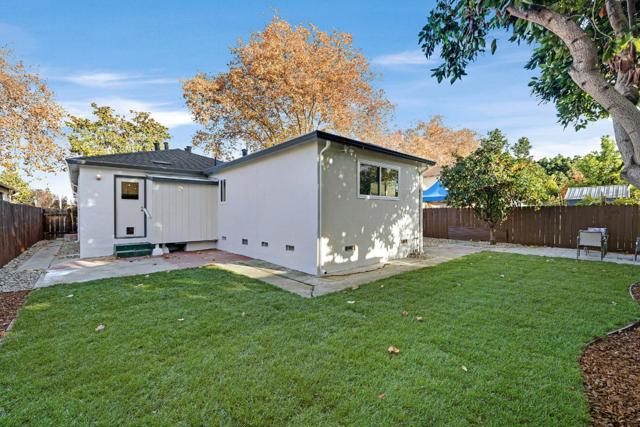 15741 Hesperian Boulevard, San Lorenzo CA: https://media.crmls.org/mediaz/d7432686-a220-44e5-a3f1-1ecd10a0997d.jpg