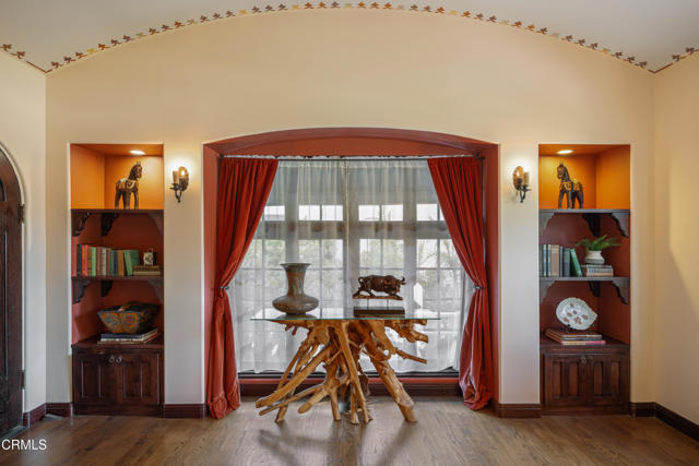 1024 Prospect Boulevard, Pasadena CA: https://media.crmls.org/mediaz/d743d217-5f0c-4ff4-887a-f28a7fba8a7e.jpg