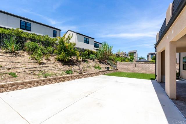 13720 Solana Crest Trl, Carmel Valley CA: https://media.crmls.org/mediaz/d7454f0a-8454-49f8-bae1-fdd4f162ec8b.jpg