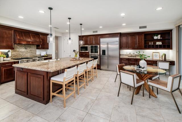 Detail Gallery Image 17 of 48 For 548 Quail Pointe Ln, Encinitas,  CA 92024 - 5 Beds | 5/1 Baths