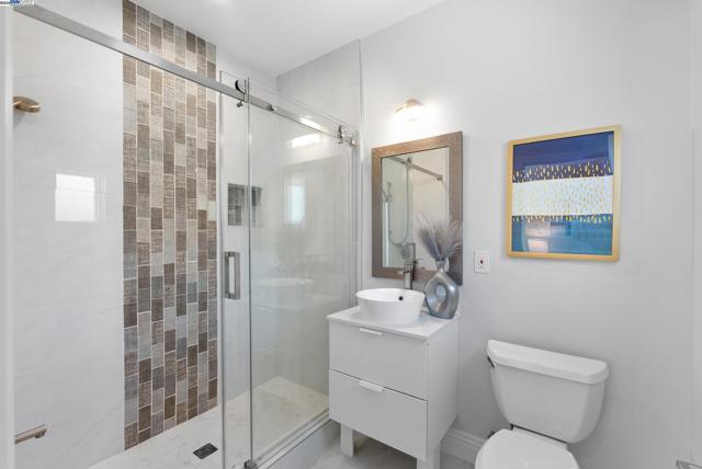 12763 Camrose Ave, Saratoga CA: https://media.crmls.org/mediaz/d7461c03-1924-4c3a-ac3e-8fb5378b8ddb.jpg