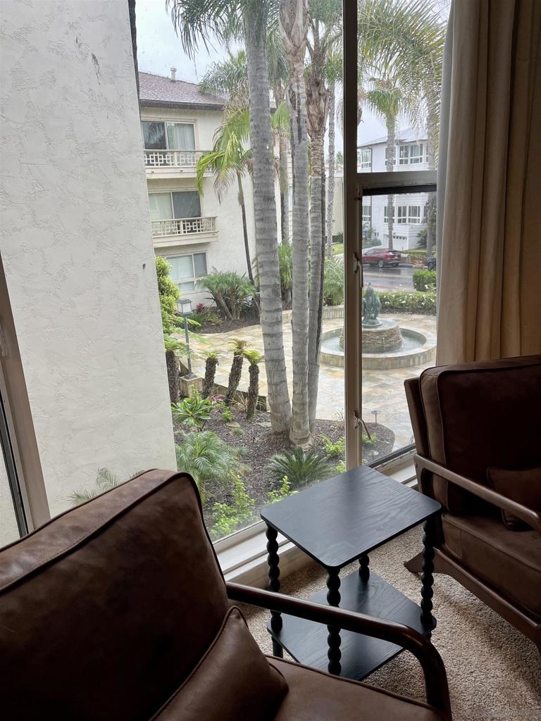 220 Coast Blvd - photo 15