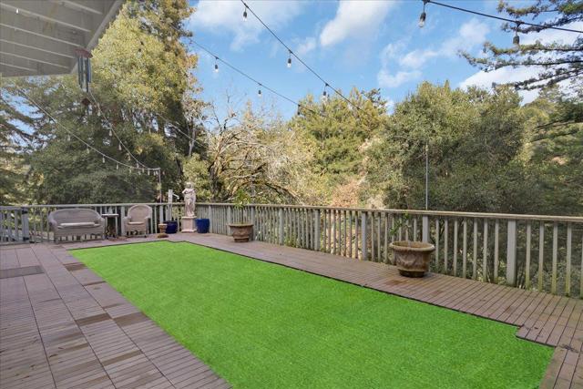 1711 Trout Gulch Road, Aptos CA: https://media.crmls.org/mediaz/d7469469-cc8d-400e-b888-0ed572dd0051.jpg