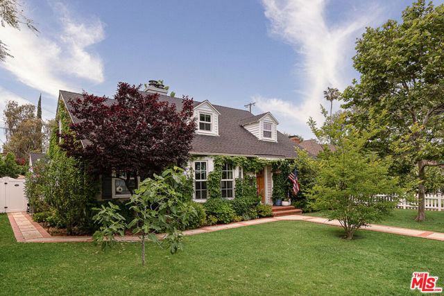 6545 Murietta Avenue photo 3