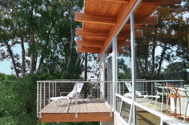 1635 Gascony Rd, Encinitas CA: https://media.crmls.org/mediaz/d7486118-98b8-4977-9032-a75b703f1323.jpg