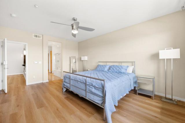 2853 Regatta Drive, Oakland CA: https://media.crmls.org/mediaz/d74ccdce-d8af-48e5-a8fd-de0357ce0fb6.jpg