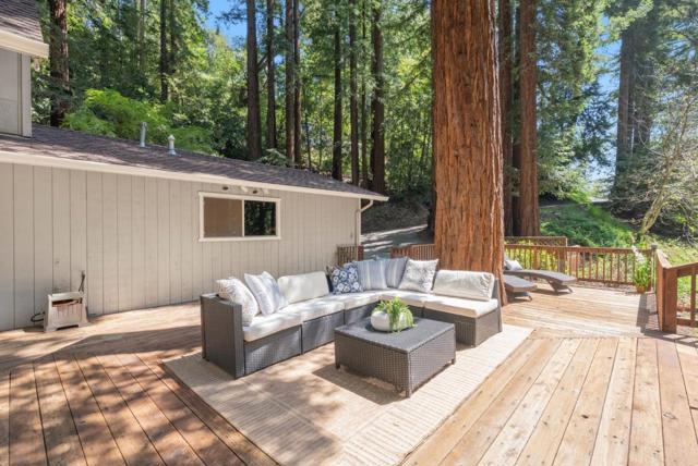 16306 Redwood Lodge Road, Los Gatos CA: https://media.crmls.org/mediaz/d74d9231-7f4c-4e68-953c-86058890311a.jpg