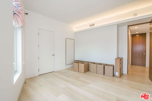 1 W Century Drive, Los Angeles CA: https://media.crmls.org/mediaz/d74ec54d-512e-4f12-9347-932cb98bdc32.jpg