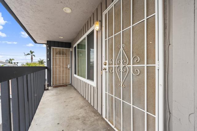 4329 Central Ave, San Diego CA: https://media.crmls.org/mediaz/d74fcaef-76c3-4d58-a3cc-ecab285350e0.jpg