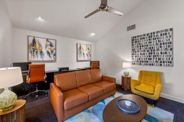 24 Calle Ardilla, Rancho Mirage CA: https://media.crmls.org/mediaz/d74fe1de-00f8-475d-b78f-4a5ac40f551f.jpg