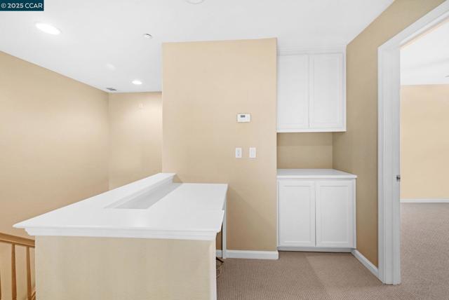 12004 Harcourt Wy, San Ramon CA: https://media.crmls.org/mediaz/d7512012-254f-4f9c-9377-5611270c766c.jpg