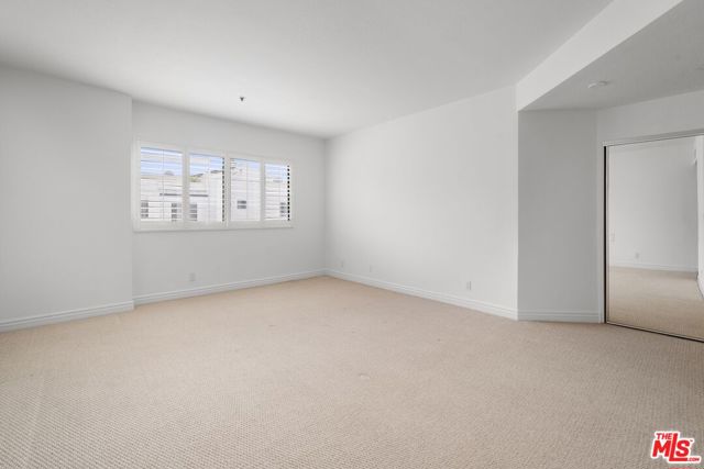 1722 Malcolm Avenue, Los Angeles CA: https://media.crmls.org/mediaz/d75227be-0971-4bb5-b7e5-7da4508e3ddc.jpg