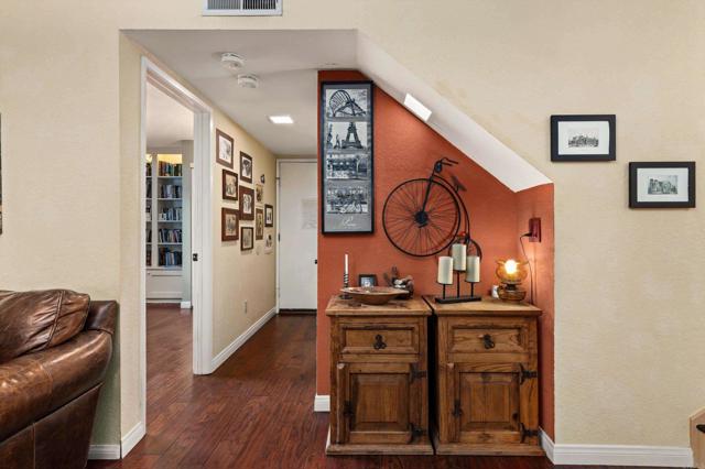 Detail Gallery Image 32 of 68 For 7212 Canyon Hill Way, San Diego,  CA 92126 - 4 Beds | 3 Baths