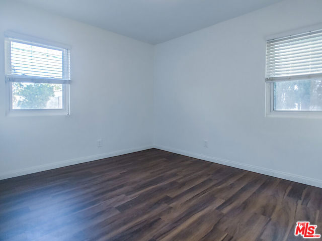 Guest bedroom 1