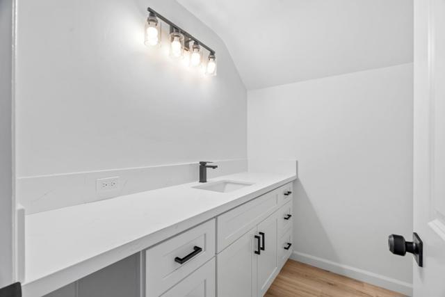 3221 Colgate Lane, Bakersfield CA: https://media.crmls.org/mediaz/d753b254-a88f-4bab-8fda-99744c3798d9.jpg