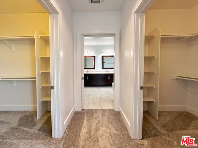 717 W Olympic Boulevard, Los Angeles CA: https://media.crmls.org/mediaz/d753f9c7-419f-4c93-b292-01159cf29ba8.jpg