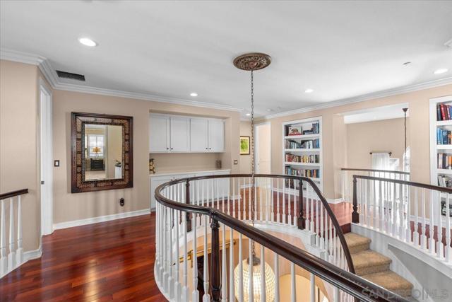 515 Verbena Ct, Encinitas CA: https://media.crmls.org/mediaz/d754e3d9-2f52-4283-81c0-ae51d119a78d.jpg