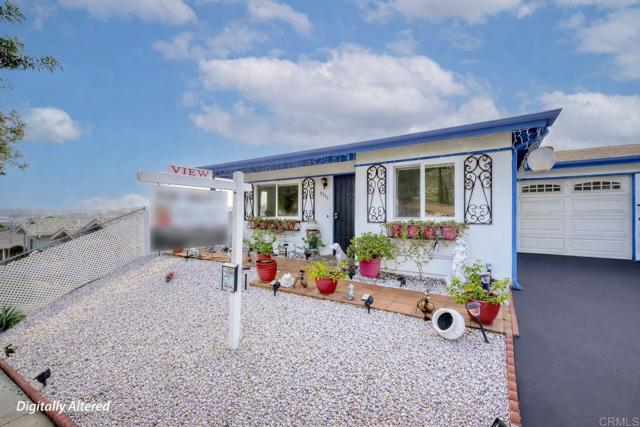 Detail Gallery Image 2 of 33 For 3733 Gail Dr, Oceanside,  CA 92056 - 2 Beds | 1 Baths