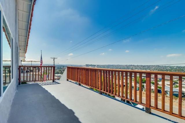 Detail Gallery Image 8 of 50 For 1319 Grand Ave, Spring Valley,  CA 91977 - 3 Beds | 2 Baths