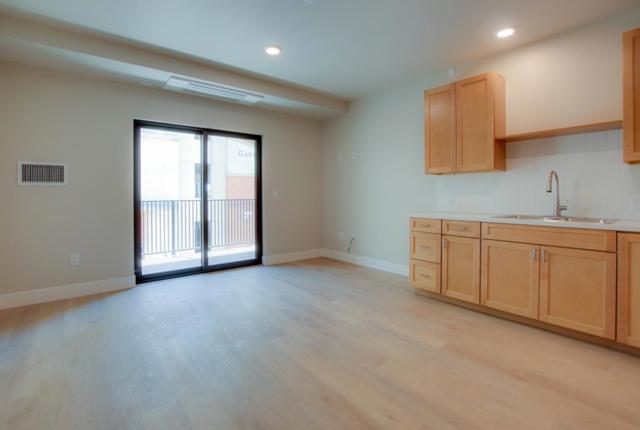 400 San Benito Street, Hollister CA: https://media.crmls.org/mediaz/d756aab1-f51e-46a1-9b55-4c0eb3c138a0.jpg