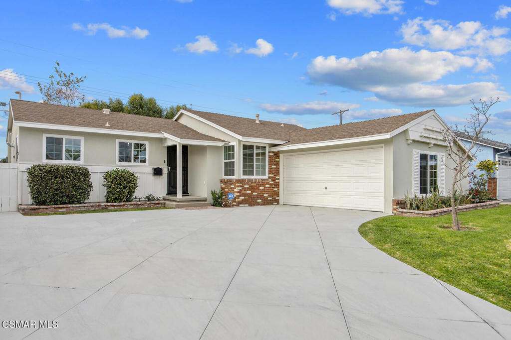 7055 Park Manor Avenue