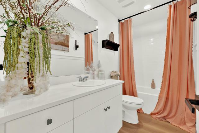 36540 Diego Springs Ave, Murrieta CA: https://media.crmls.org/mediaz/d757a56e-dabd-4775-b370-2a47c137eff0.jpg