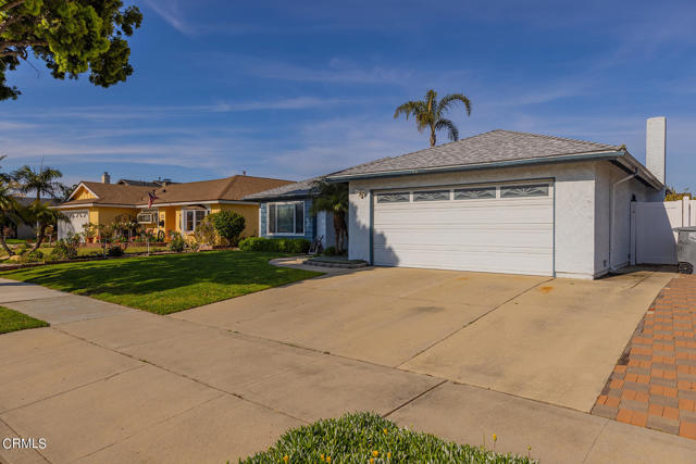 Detail Gallery Image 5 of 25 For 2061 Olga St, Oxnard,  CA 93036 - 3 Beds | 2 Baths